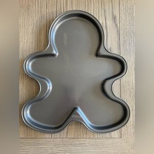 Wilton holiday baking pans